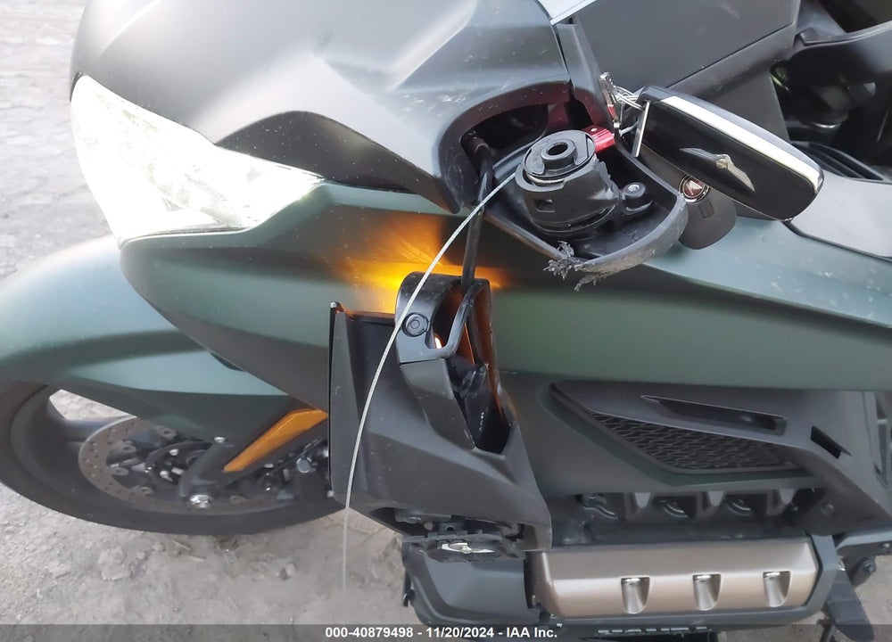 2024 HONDA GL1800 B VIN: JH2SC7942RK600610