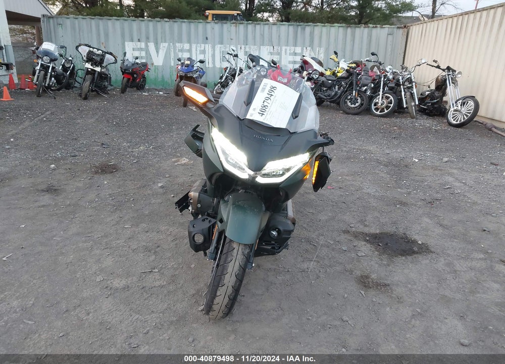 2024 HONDA GL1800 B VIN: JH2SC7942RK600610