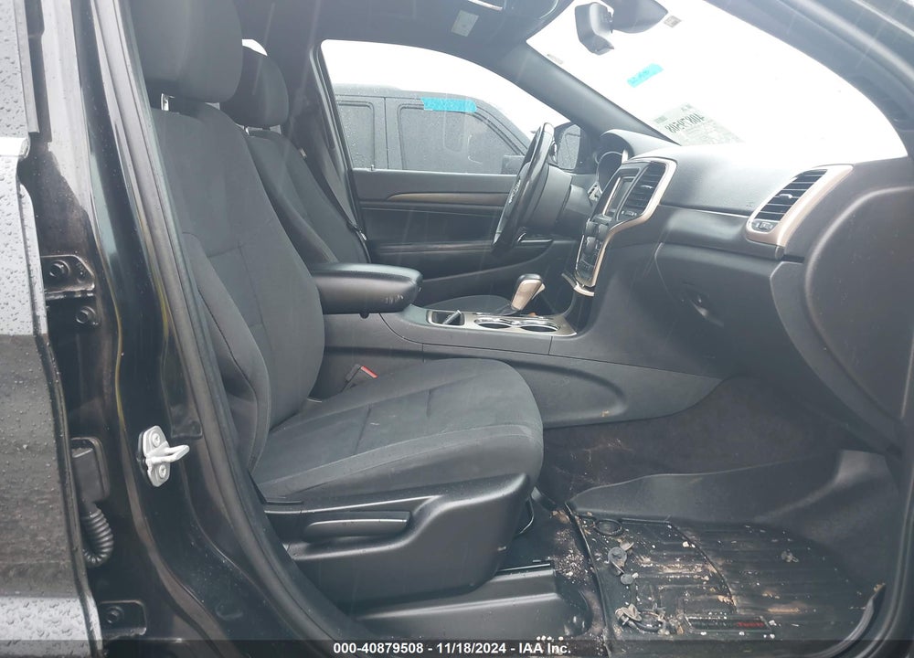 2016 JEEP GRAND CHEROKEE LAREDO VIN: 1C4RJFAG9GC332384
