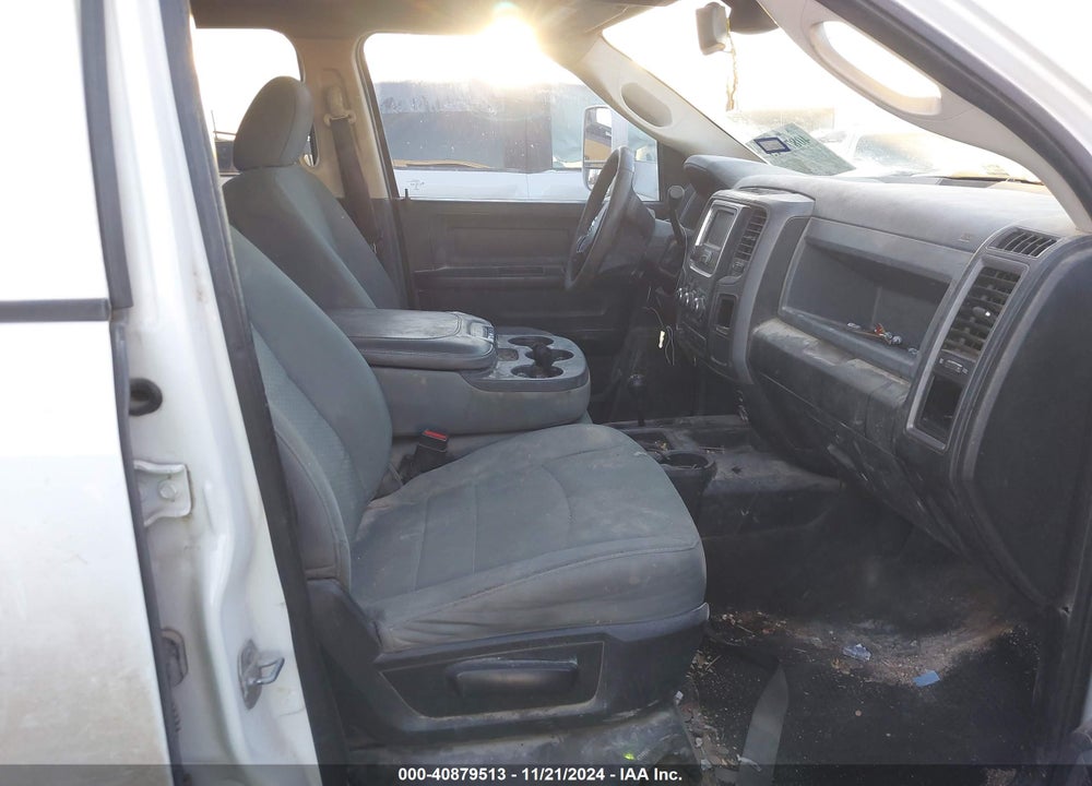 2014 RAM 3500 TRADESMAN VIN: 3C63RRGL6EG275387