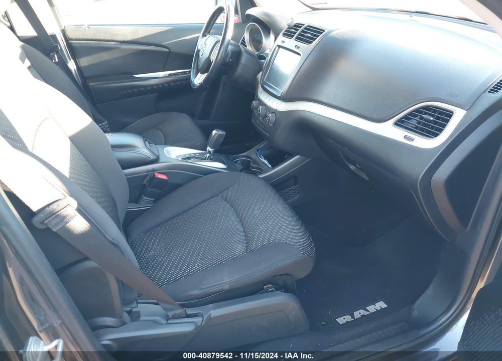 2014 DODGE JOURNEY SXT VIN: 3C4PDCBG5ET137217