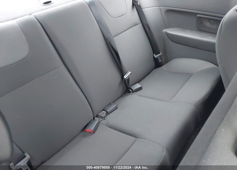 2008 FORD FOCUS VIN: 1FAHP33N18W195015