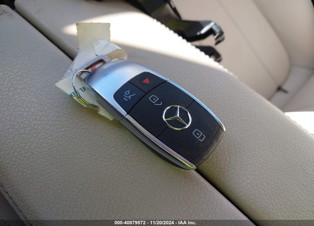 2020 MERCEDES-BENZ GLB 250 4MATIC VIN: W1N4M4HB3LW027660