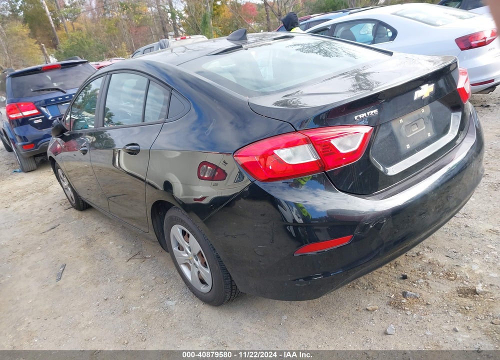 2018 CHEVROLET CRUZE VIN: 1G1BC5SM4J7163040