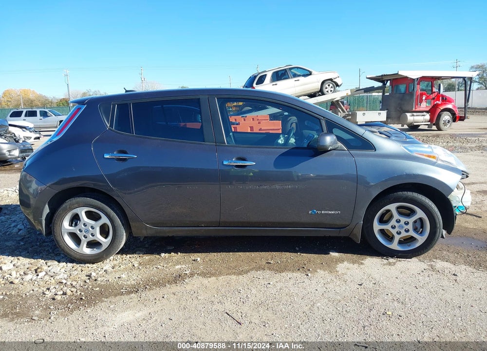 2013 NISSAN LEAF SV VIN: 1N4AZ0CP6DC402229