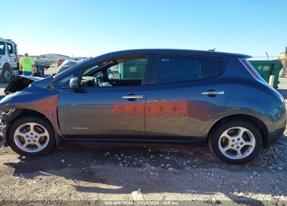 2013 NISSAN LEAF SV VIN: 1N4AZ0CP6DC402229