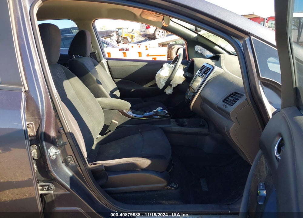 2013 NISSAN LEAF SV VIN: 1N4AZ0CP6DC402229