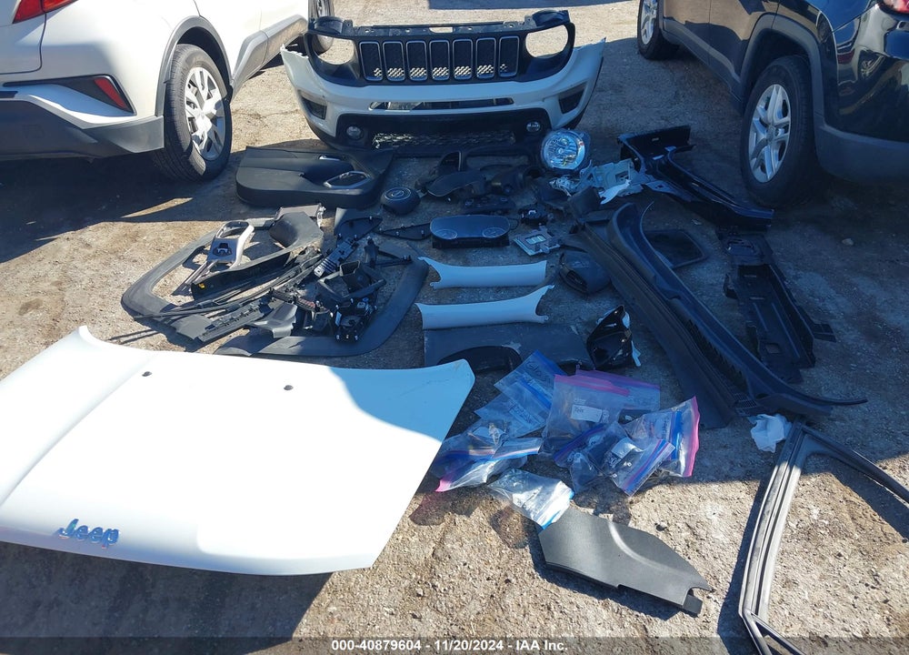 2022 JEEP RENEGADE LATITUDE 4X4 VIN: ZACNJDB16NPN45313