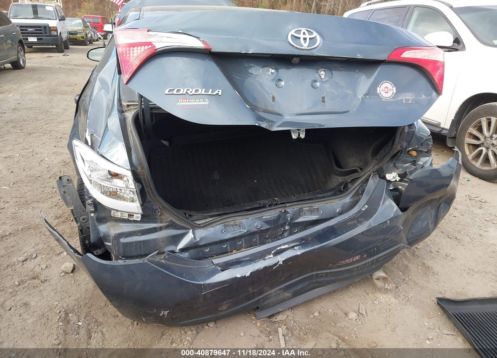 2018 TOYOTA COROLLA VIN: 2T1BURHE8JC081838