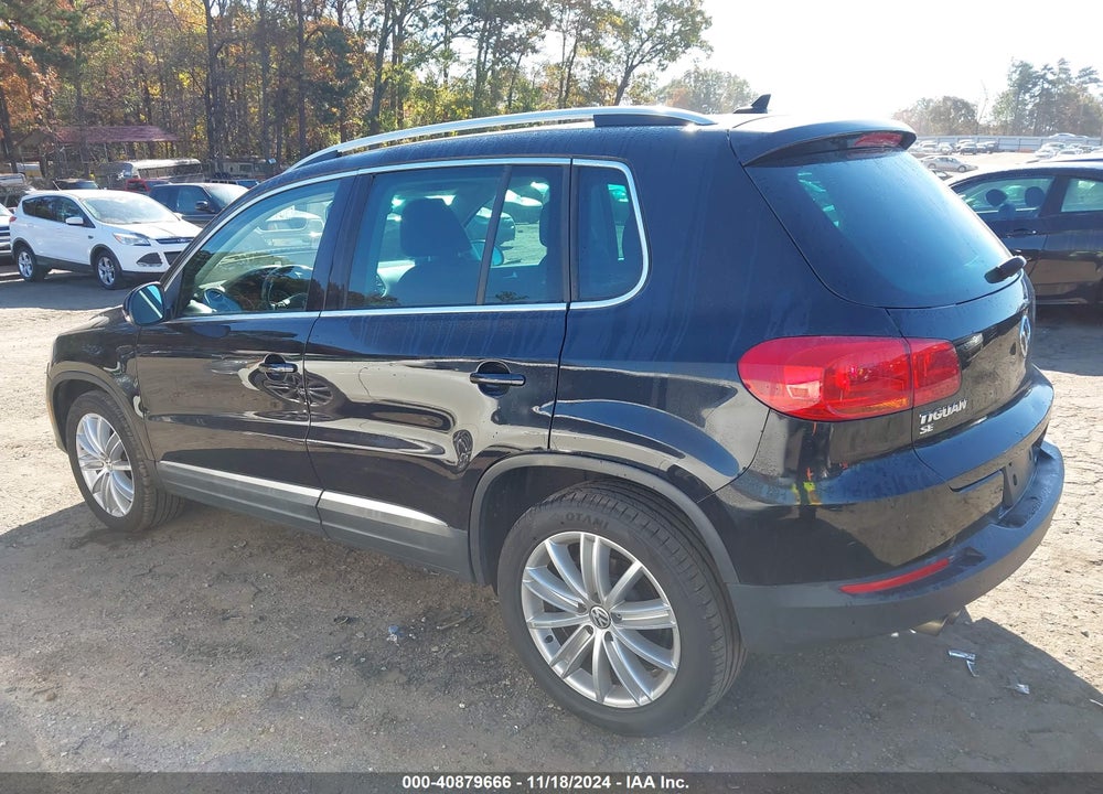 2016 VOLKSWAGEN TIGUAN SE VIN: WVGAV7AX9GW590406