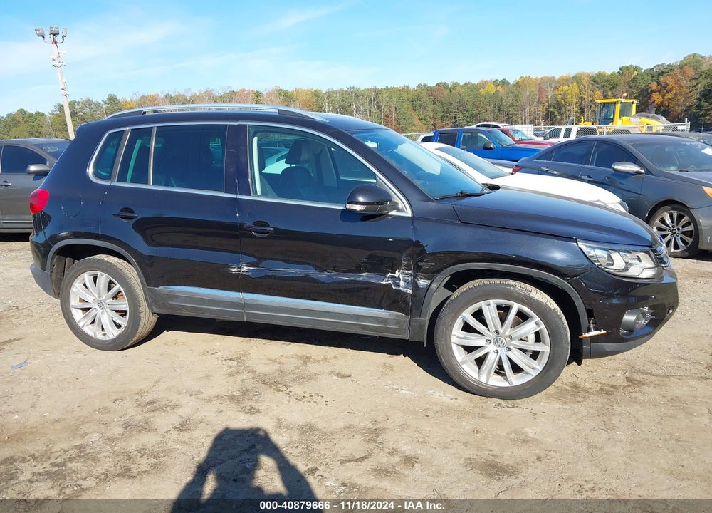 2016 VOLKSWAGEN TIGUAN SE VIN: WVGAV7AX9GW590406