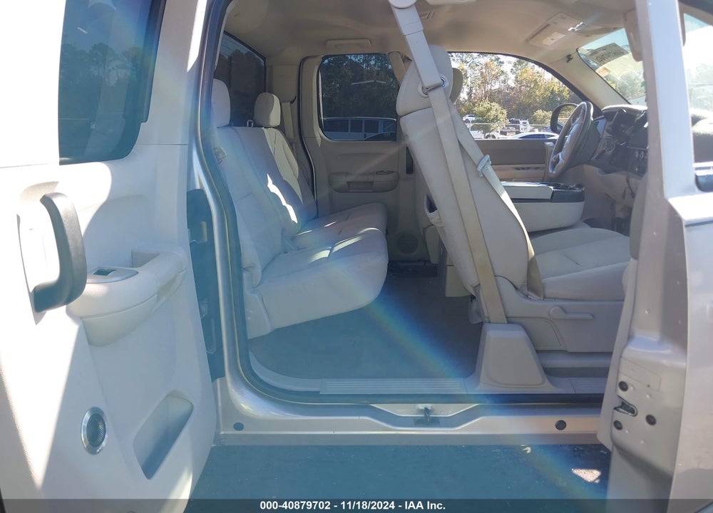 2007 GMC SIERRA 1500 SLE1 VIN: 2GTEC19JX71647888