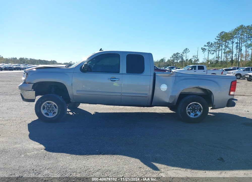 2007 GMC SIERRA 1500 SLE1 VIN: 2GTEC19JX71647888
