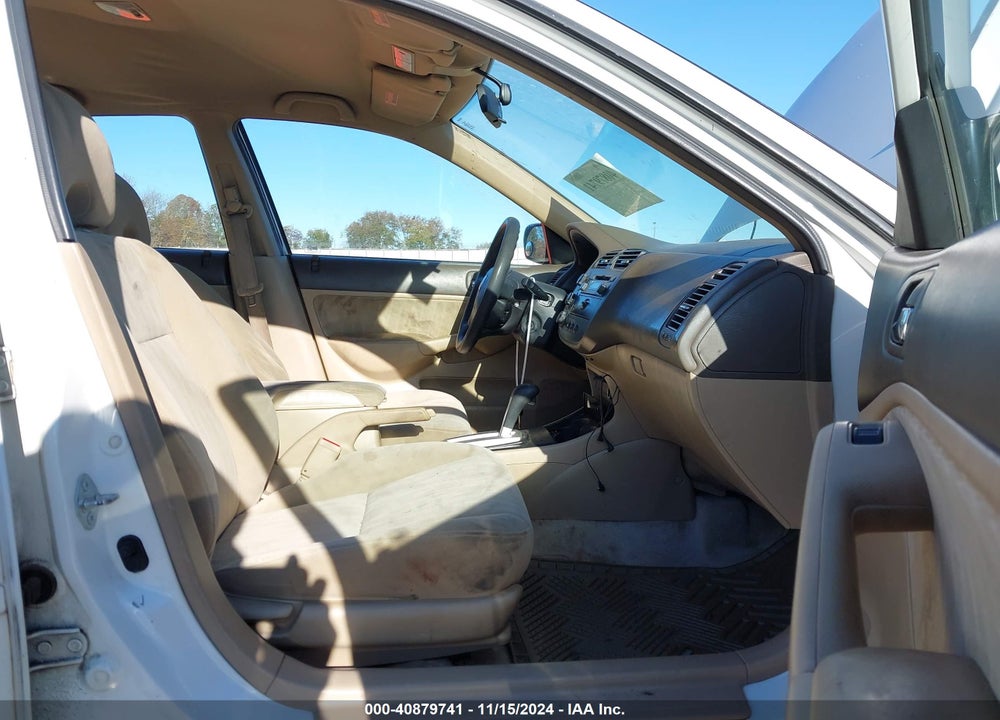 2004 HONDA CIVIC LX VIN: 2HGES16504H558992