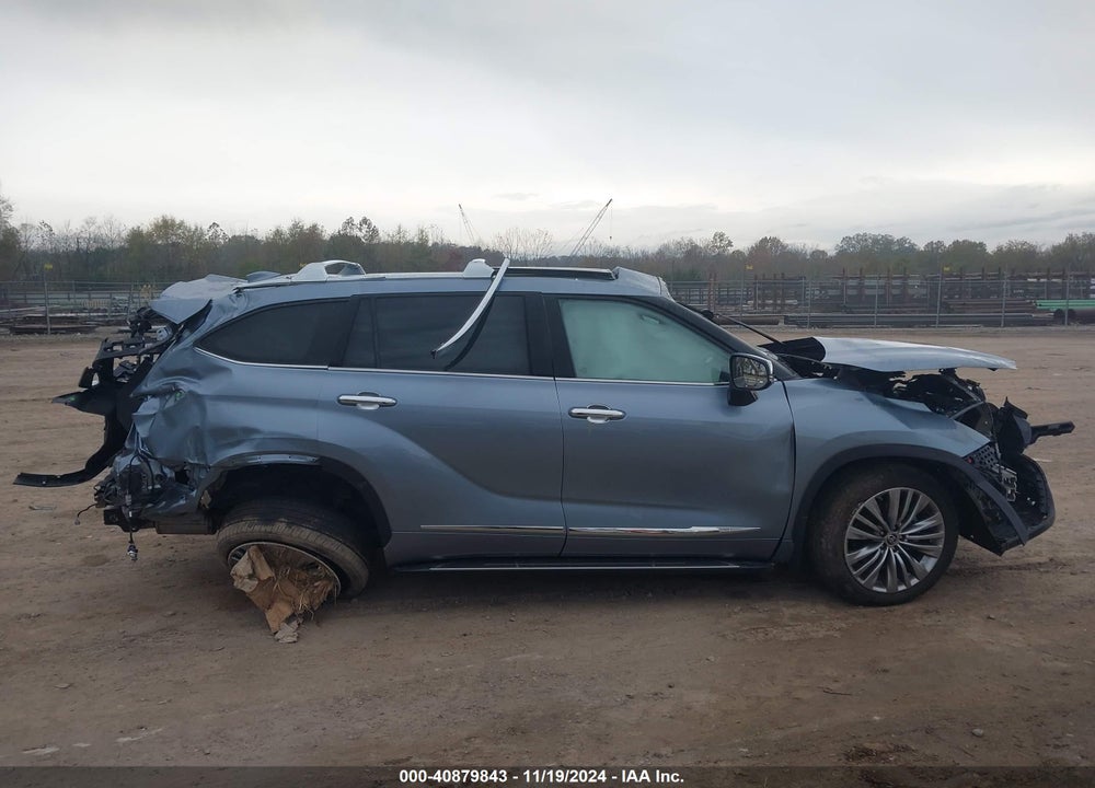 2021 TOYOTA HIGHLANDER PLATINUM VIN: 5TDFZRBH1MS158499