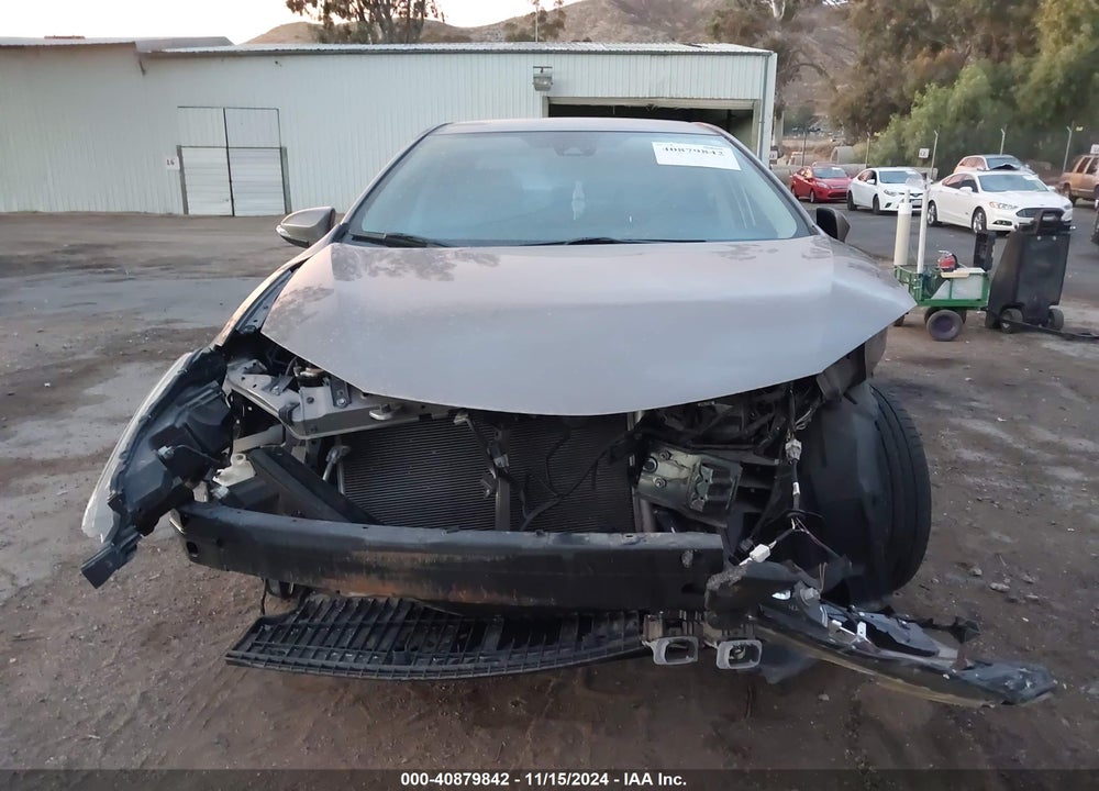 2017 TOYOTA COROLLA SE VIN: 2T1BURHE0HC758617