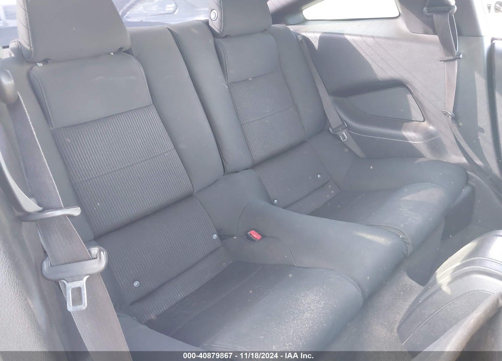 2014 FORD MUSTANG V6 VIN: 1ZVBP8AM6E5250287