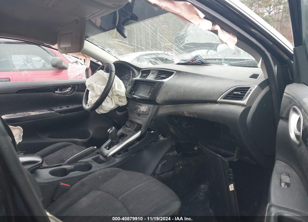 2018 NISSAN SENTRA SV VIN: 3N1AB7APXJL635527