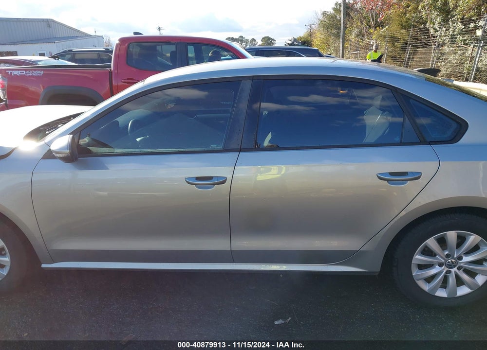 2012 VOLKSWAGEN PASSAT 2.5L S VIN: 1VWAH7A3XCC025325