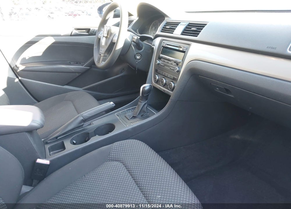 2012 VOLKSWAGEN PASSAT 2.5L S VIN: 1VWAH7A3XCC025325