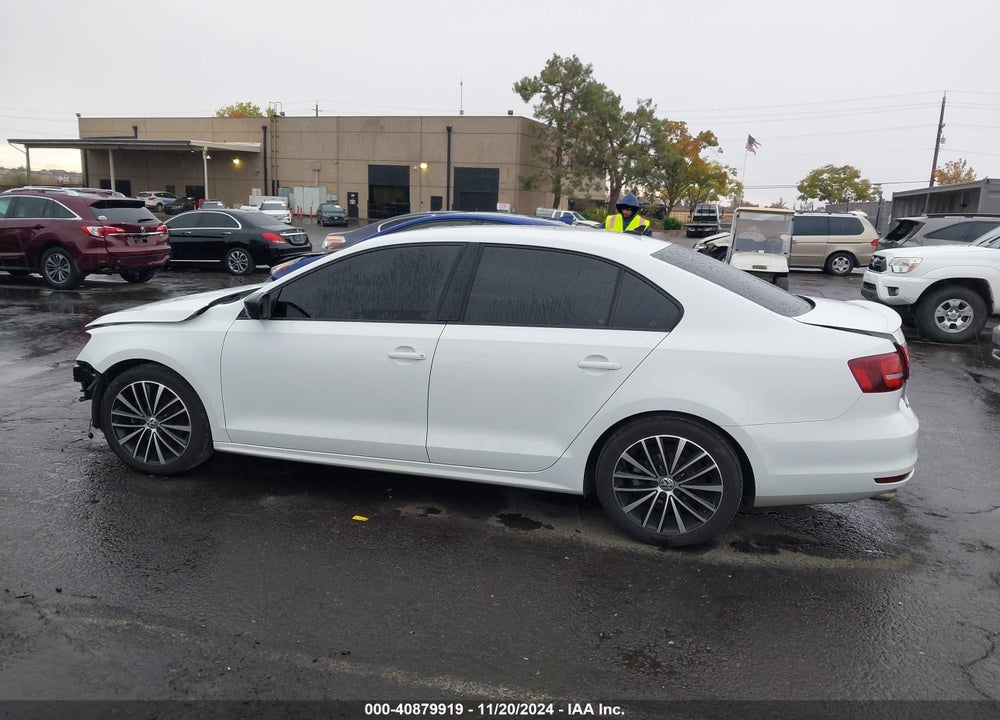 2016 VOLKSWAGEN JETTA 1.8T SPORT VIN: 3VWD17AJ8GM394625