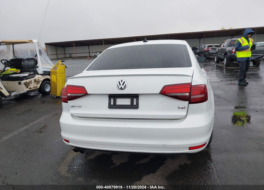 2016 VOLKSWAGEN JETTA 1.8T SPORT VIN: 3VWD17AJ8GM394625