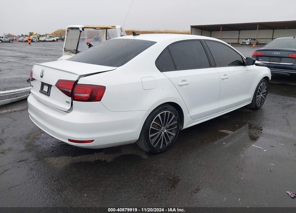 2016 VOLKSWAGEN JETTA 1.8T SPORT VIN: 3VWD17AJ8GM394625