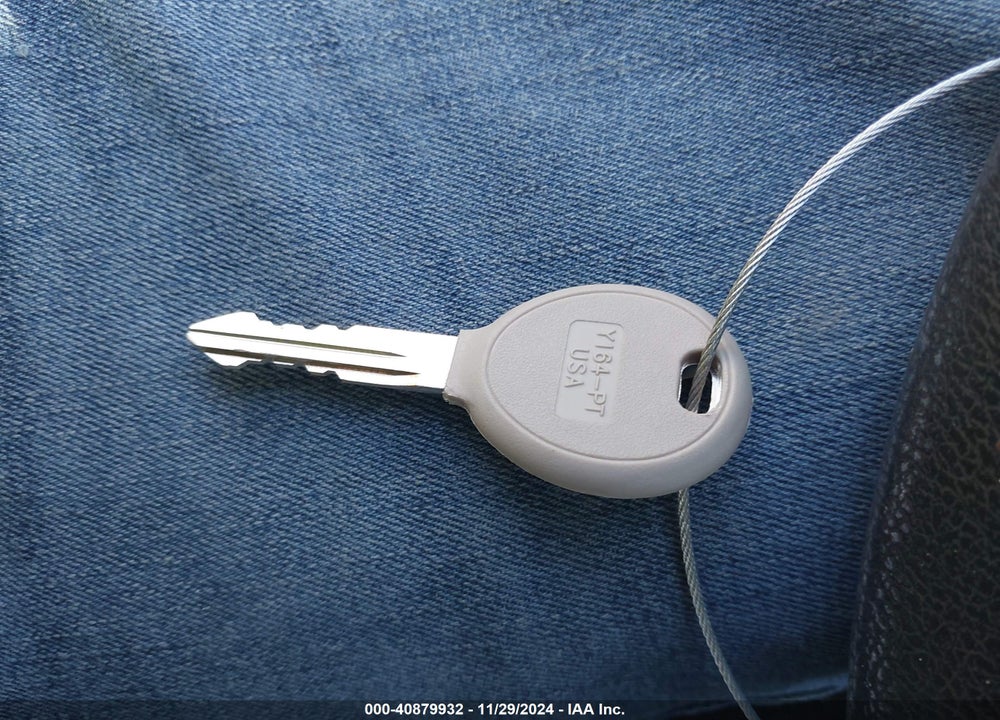 2012 CHRYSLER 200 VIN: 1C3CCBABXCN214151