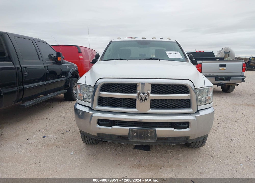 2018 RAM 3500 TRADESMAN  4X4 8' BOX VIN: 3C63R3GJ9JG422856