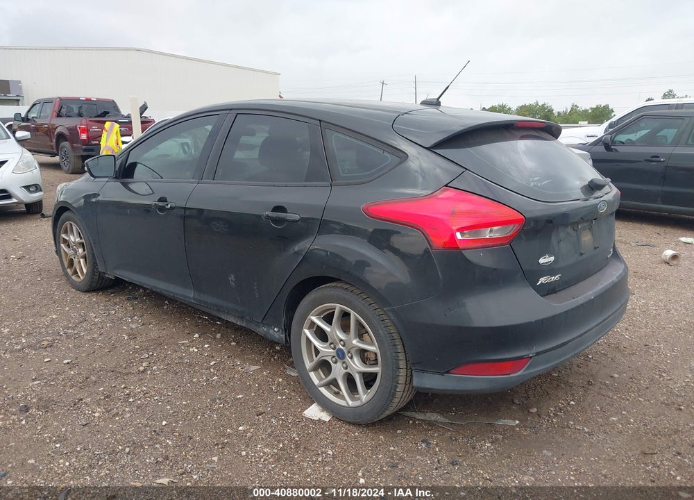 2015 FORD FOCUS SE VIN: 1FADP3K22FL293510