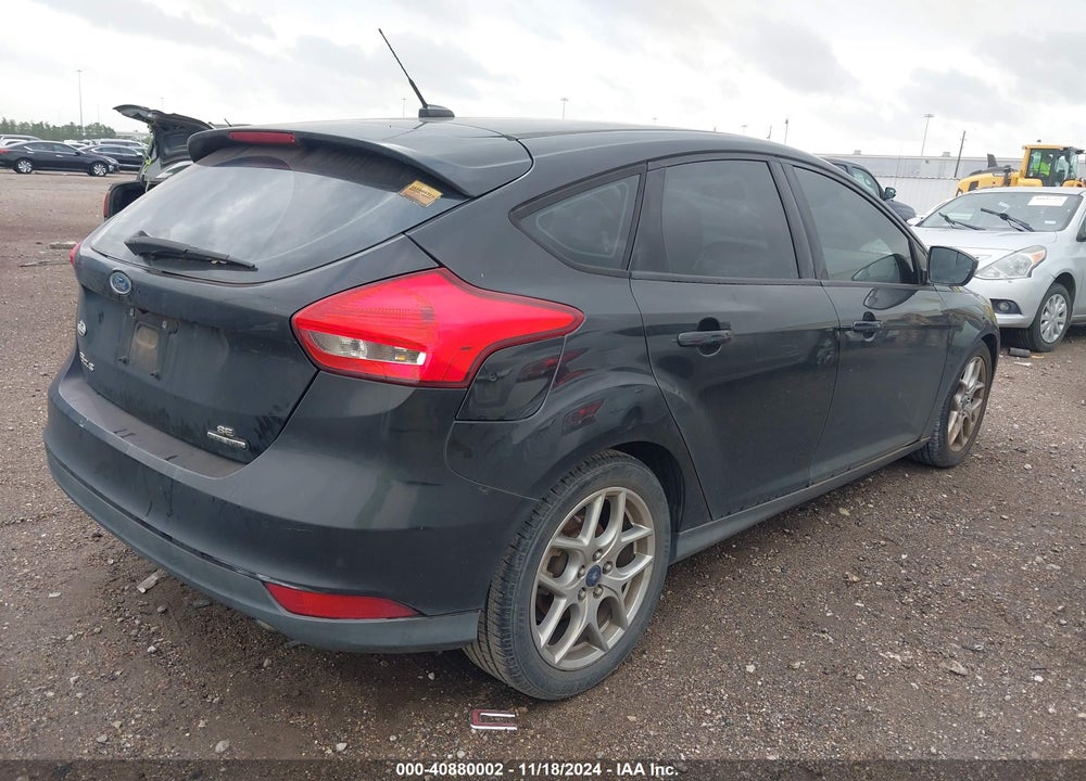 2015 FORD FOCUS SE VIN: 1FADP3K22FL293510