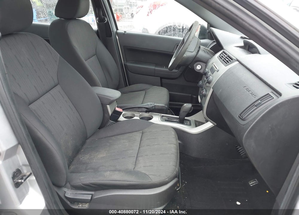 2011 FORD FOCUS VIN: 1FAHP3FNXBW176031