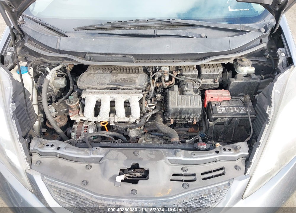2013 HONDA FIT VIN: JHMGE8H34DC042672