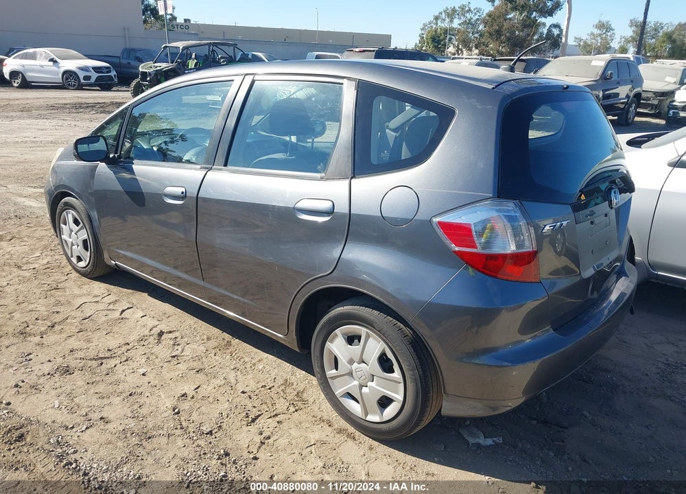 2013 HONDA FIT VIN: JHMGE8H34DC042672