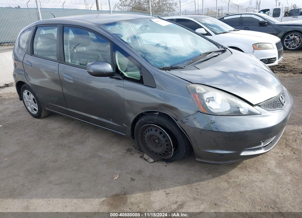 2013 HONDA FIT VIN: JHMGE8H34DC042672