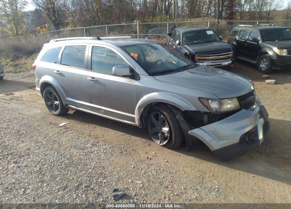 2018 DODGE JOURNEY CROSSROAD AWD VIN: 3C4PDDGGXJT388498