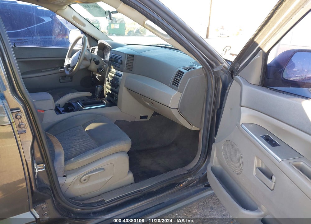 2005 JEEP GRAND CHEROKEE LAREDO VIN: 1J4GR48K65C584518