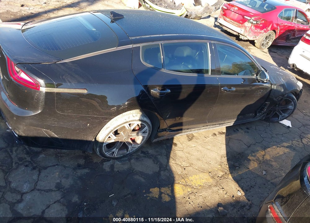 2018 KIA STINGER VIN: KNAE35LC9J6032196
