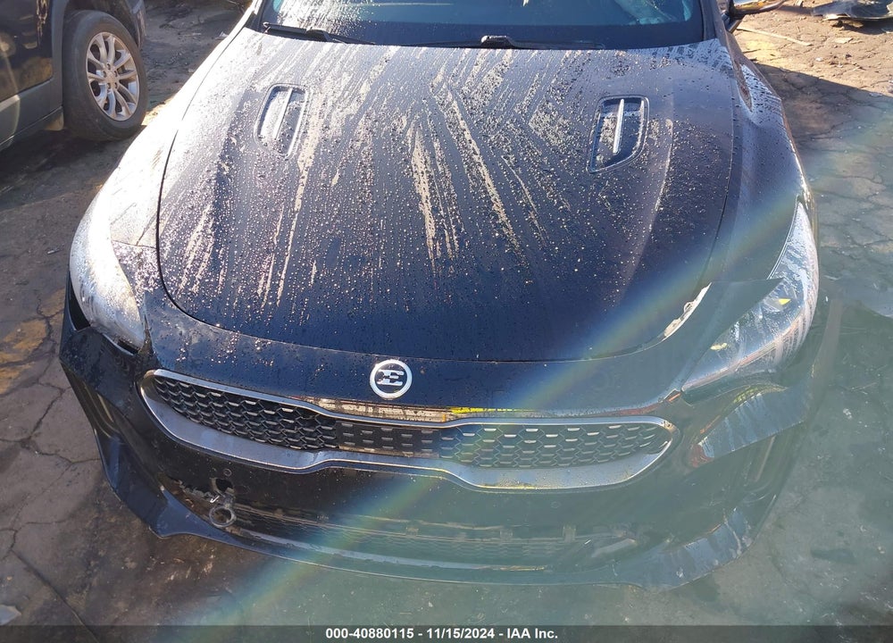 2018 KIA STINGER VIN: KNAE35LC9J6032196