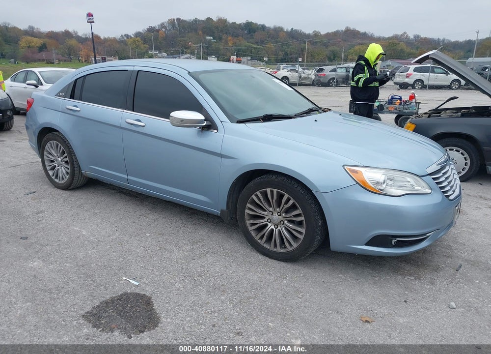 2013 CHRYSLER 200 LIMITED VIN: 1C3CCBCG2DN575576