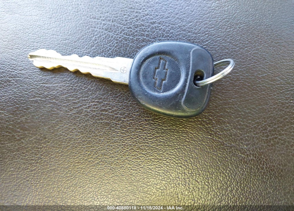 2011 CHEVROLET IMPALA LT VIN: 2G1WB5EK9B1168599