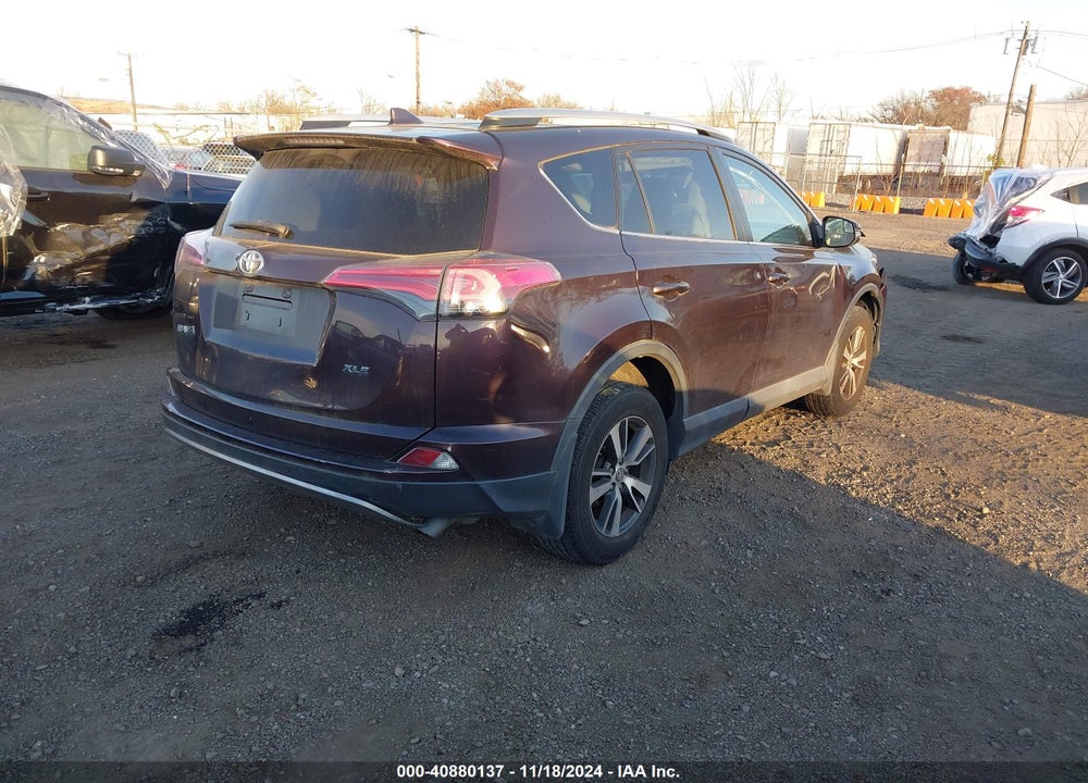 2016 TOYOTA RAV4 XLE VIN: 2T3WFREV2GW285243