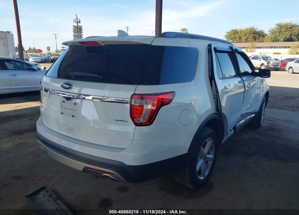 2017 FORD EXPLORER XLT VIN: 1FM5K8D85HGC90118