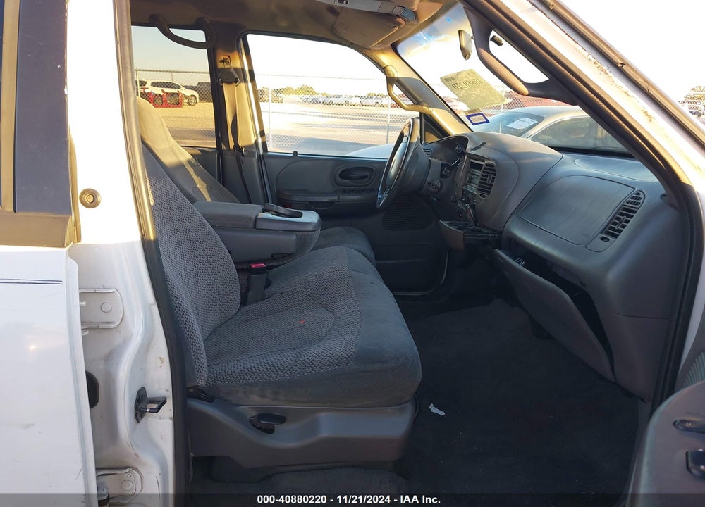 2001 FORD F-150 KING RANCH EDITION/LARIAT/XLT VIN: 1FTRW08W21KF25369
