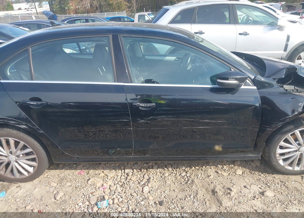 2011 VOLKSWAGEN JETTA 2.5L SEL VIN: 3VWLX7AJ4BM368767
