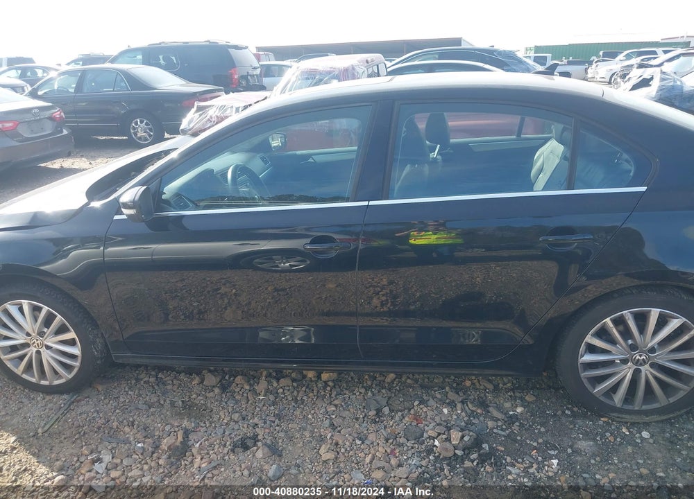 2011 VOLKSWAGEN JETTA 2.5L SEL VIN: 3VWLX7AJ4BM368767