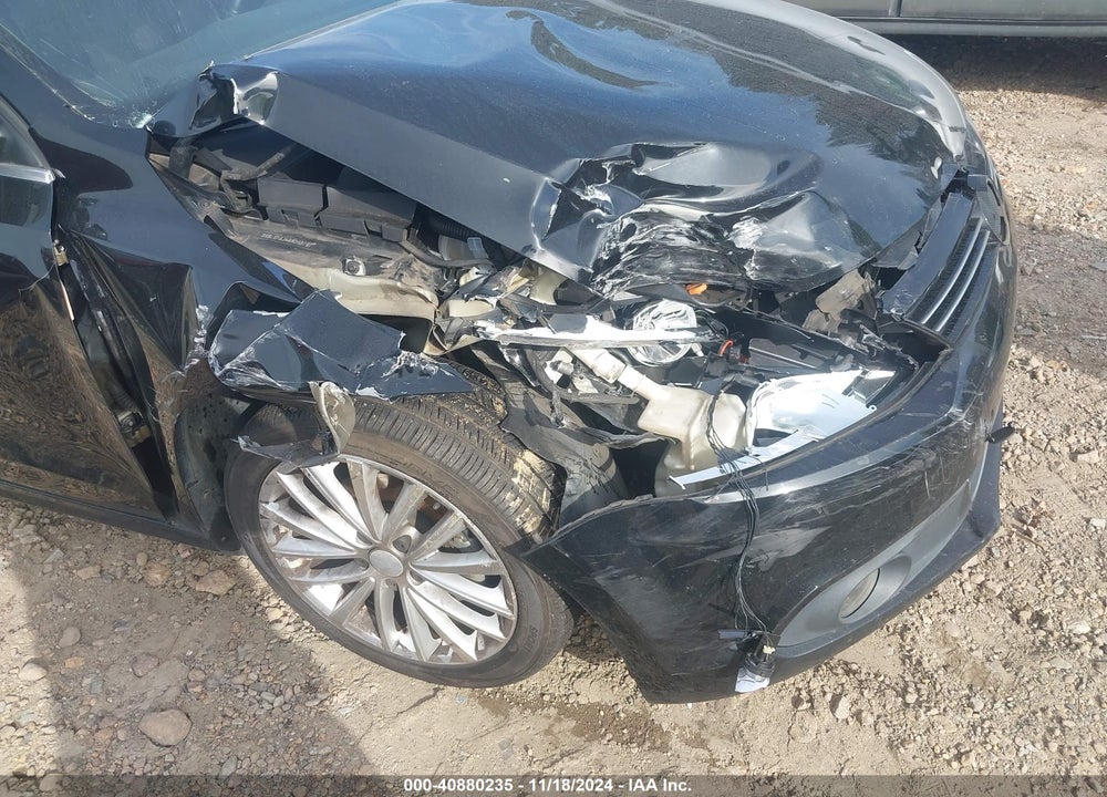 2011 VOLKSWAGEN JETTA 2.5L SEL VIN: 3VWLX7AJ4BM368767