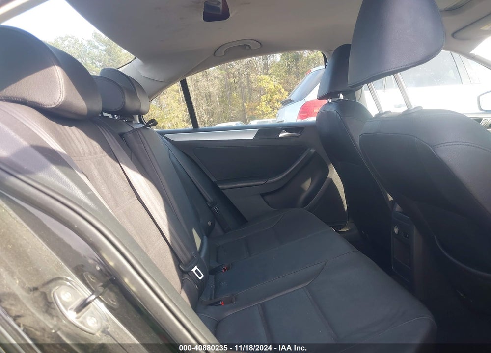 2011 VOLKSWAGEN JETTA 2.5L SEL VIN: 3VWLX7AJ4BM368767