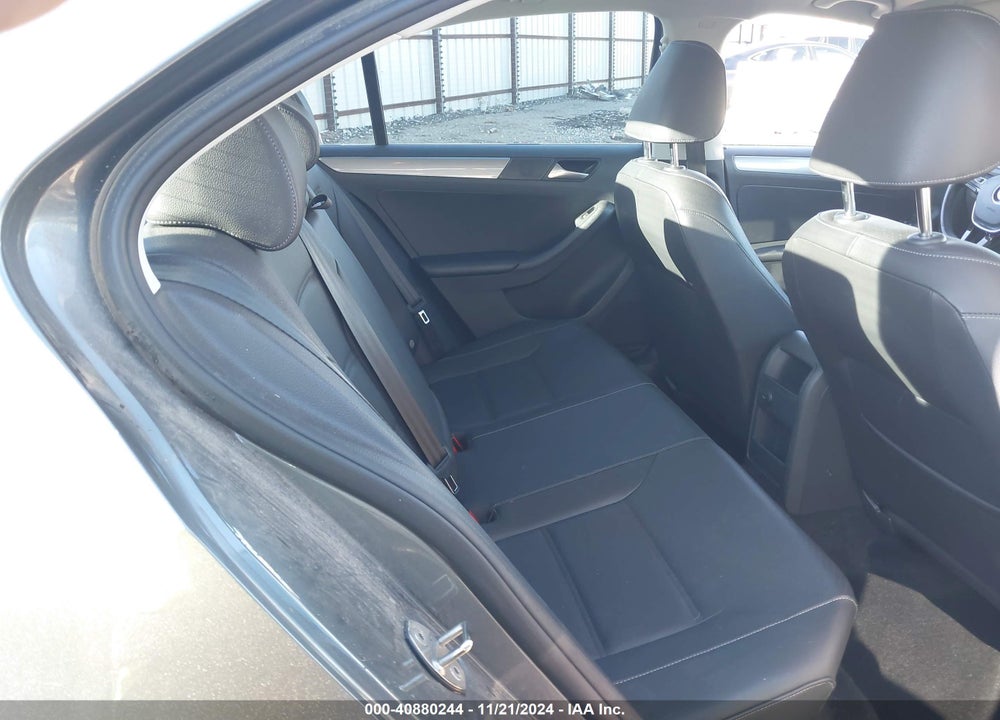 2018 VOLKSWAGEN JETTA 1.4T SE/1.4T WOLFSBURG EDITION VIN: 3VWDB7AJ5JM259350