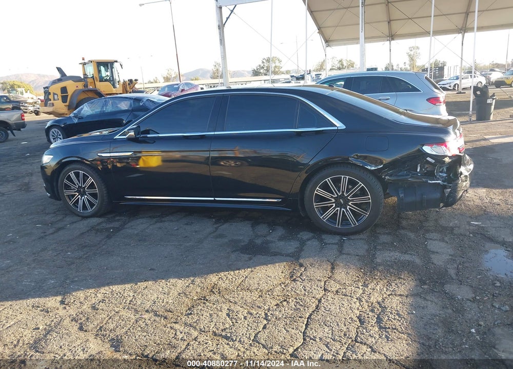 2017 LINCOLN CONTINENTAL RESERVE VIN: 1LN6L9RPXH5627188